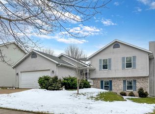 224 Parador Pl, Cottage Grove, WI 53527