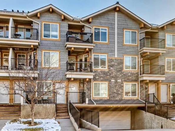 138 SW McKenzie Towne Ln SE, Calgary, AB T2Z 0C4