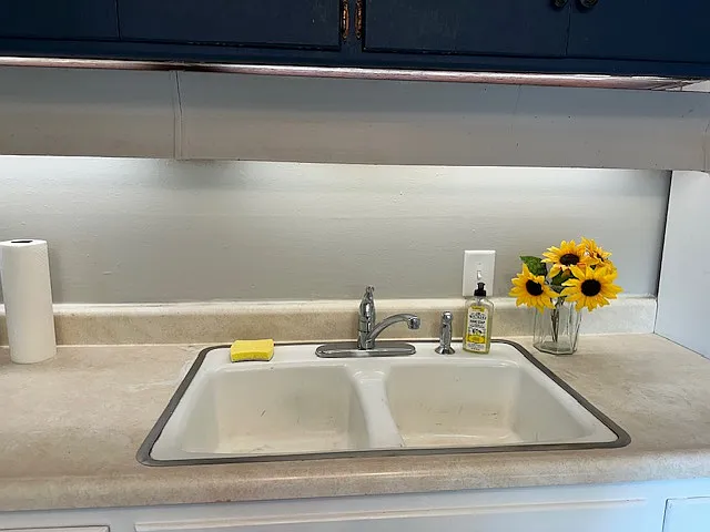 120 Kindred Street - 1 — Photo 4