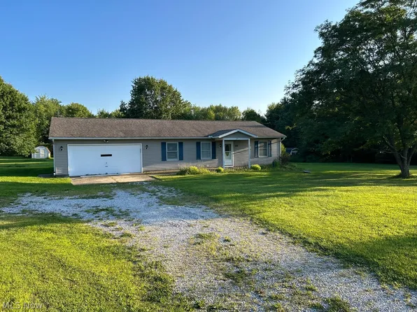 16261 Burrows Rd, Thompson, OH 44086