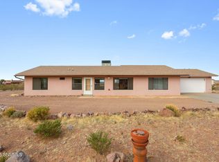 5092 Minniec Rd, Las Cruces, NM 88011