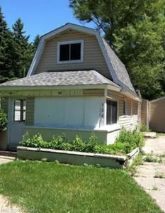 526 Saint Louis St, Ferndale, MI, 48220