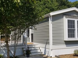 15 1st Street, Bourne, MA 02532