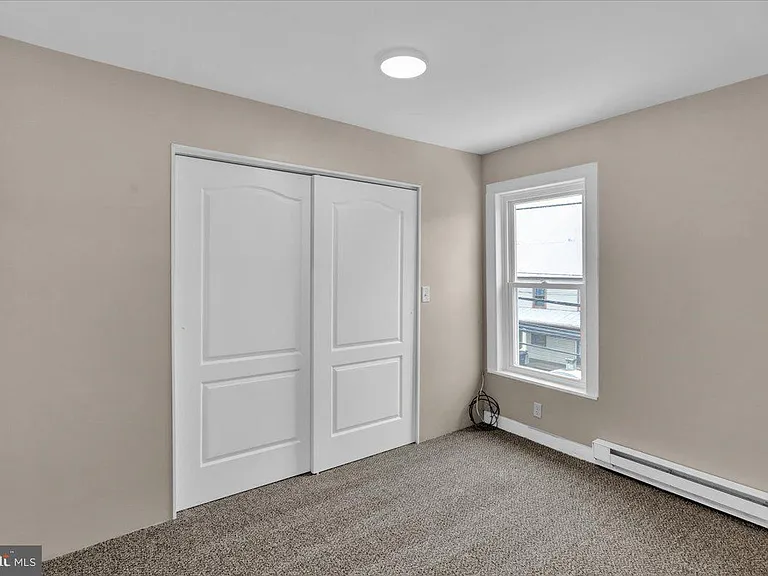 2102 Main St — Photo 22