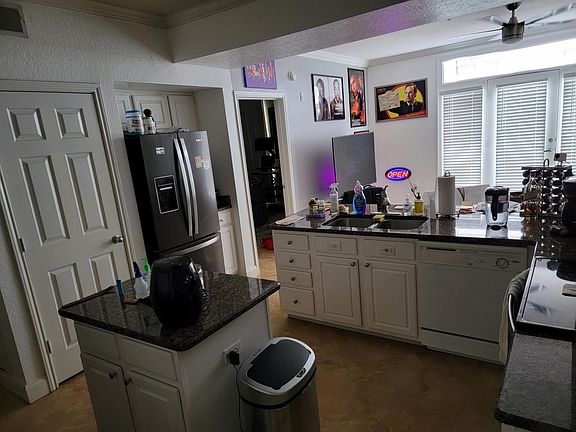 3rd image of 911 N Orange Ave APT 305