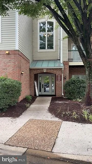 2 bed, 2.0 bath, 1326 sqft, $3,150 — Photo 1