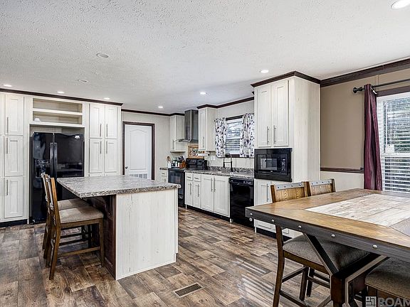 4th image of 11385 Old Pecan Ln