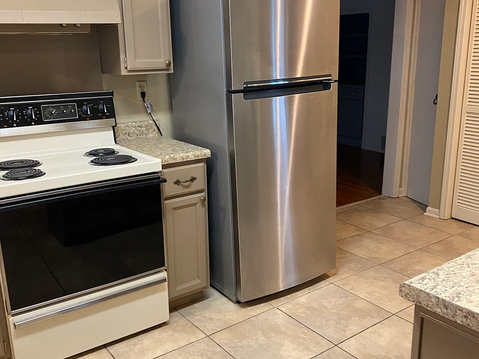 3 bed, 1735 sqft, $1,895 — Photo 4