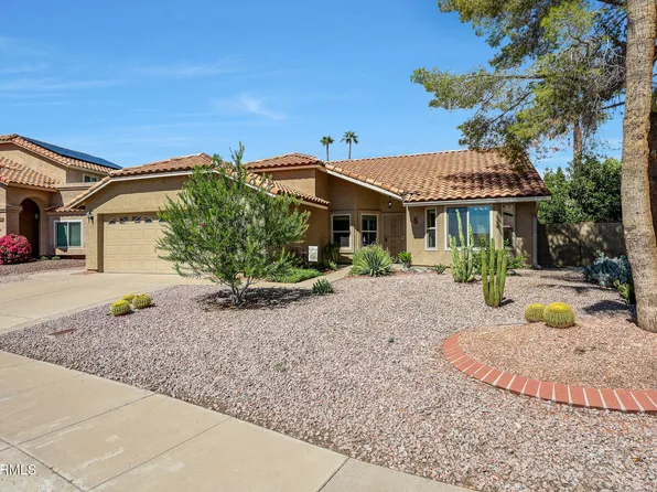 6904 W KRISTAL Way, Glendale, AZ 85308