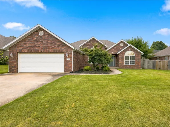 702 SW Maidstone Ave, Bentonville, AR 72712