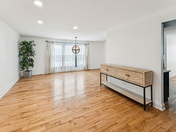 3rd image of 514 Revere Ave