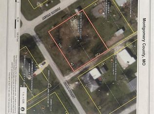 401 E Flynn St, New Florence, MO 63363