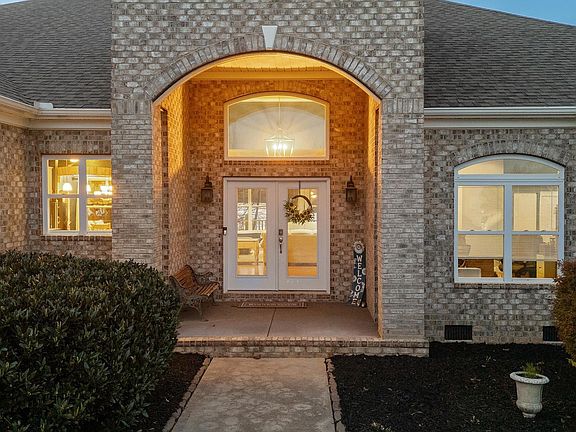 2nd image of 217 Aqua Cove Ct