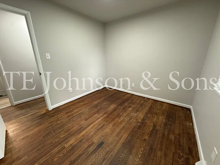 425 Cody Cir — Photo 18