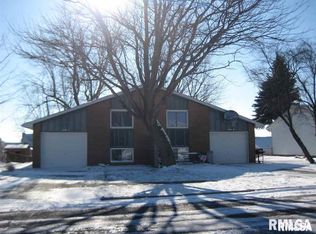 1928 Brentwood Dr APT B, Washington, IL