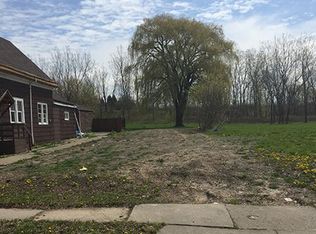 41 Deshler St, Buffalo, NY 14212