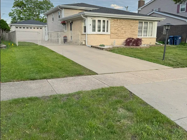 1517 Webster Ln, Des Plaines, IL 60018