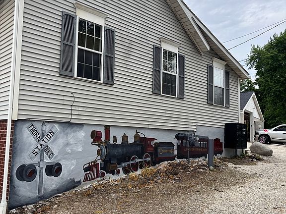 2nd image of 638 Tallmadge Rd
