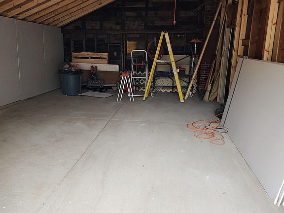 5th image of 1300 Central Ave