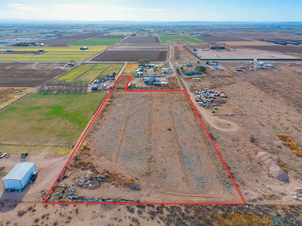 3328 Grandi Rd, Carlsbad, NM 88220