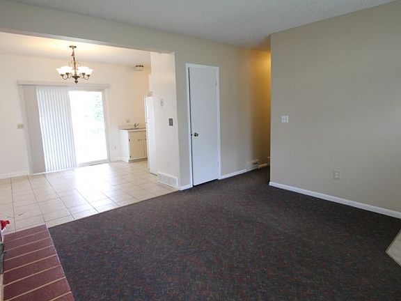 3rd image of 3410 Gallatin Pl