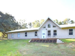 4927 Cliff Rd, Graceville, FL 32440