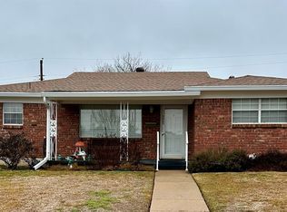 5063 Gaines Ct, Haltom City, TX 76117
