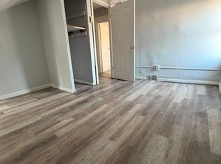 211 W 3rd St, Plainfield, NJ 07060