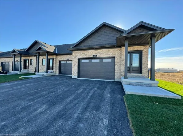 141 S Parkwood Blvd, Woolwich, ON N3B 3G8