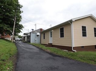 107R W Church St, Fairchance, PA 15436
