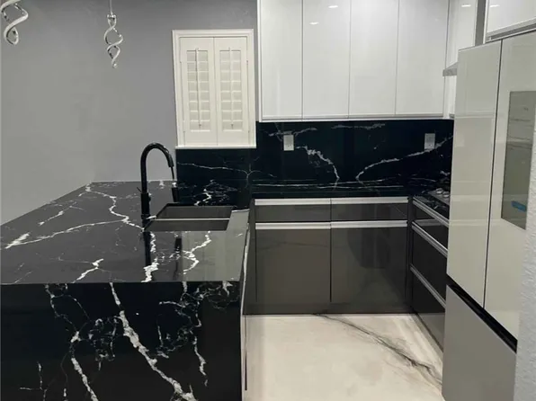 2015 S Mountain Ave, Ontario, CA 91762