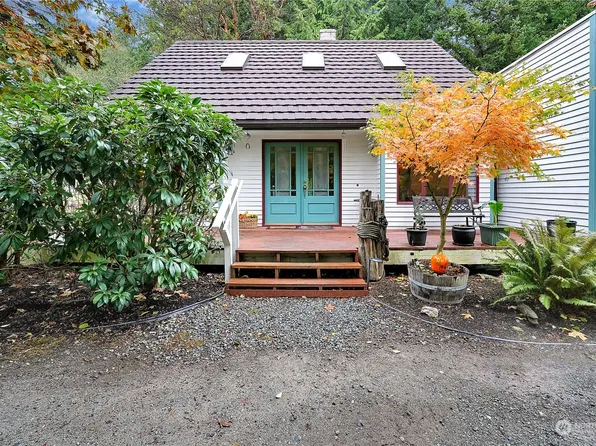 604 Shelter Bay Drive, La Conner, WA 98257