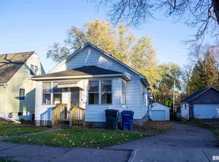 1619 N 4th St, Clinton, IA 52732