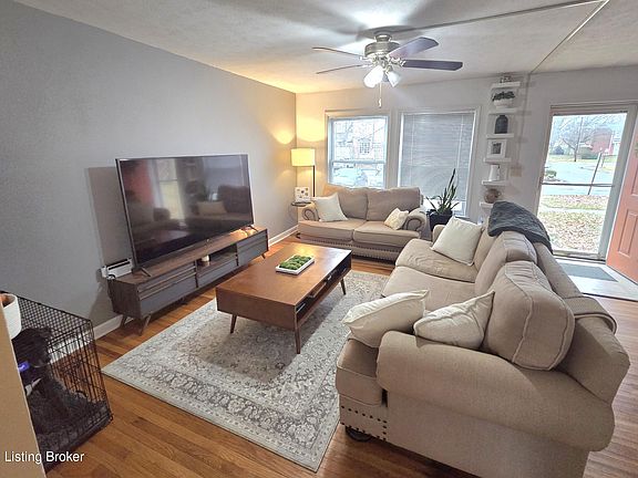 3rd image of 2821 Bexley Ct