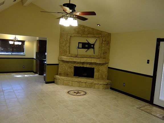 4th image of 10526 Sundown Dr