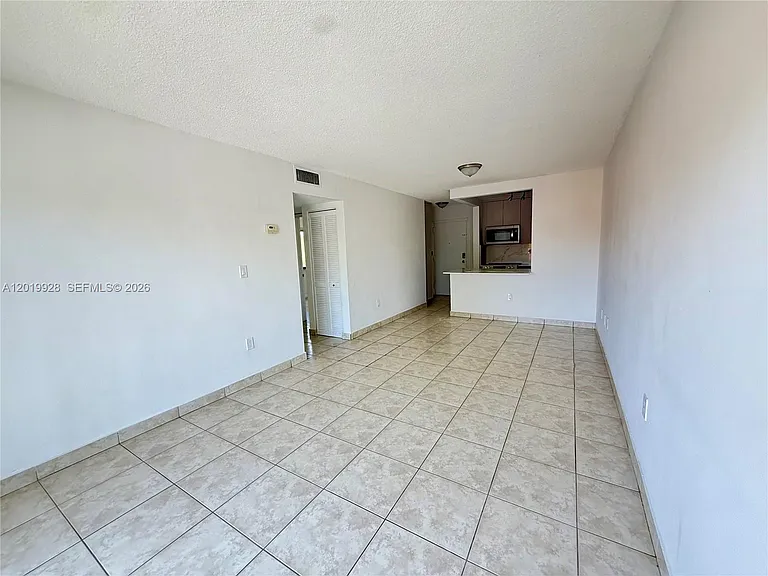 1530 SW 2nd St #304 — Photo 9