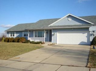 6812 Valiant Dr, Windsor, WI 53598