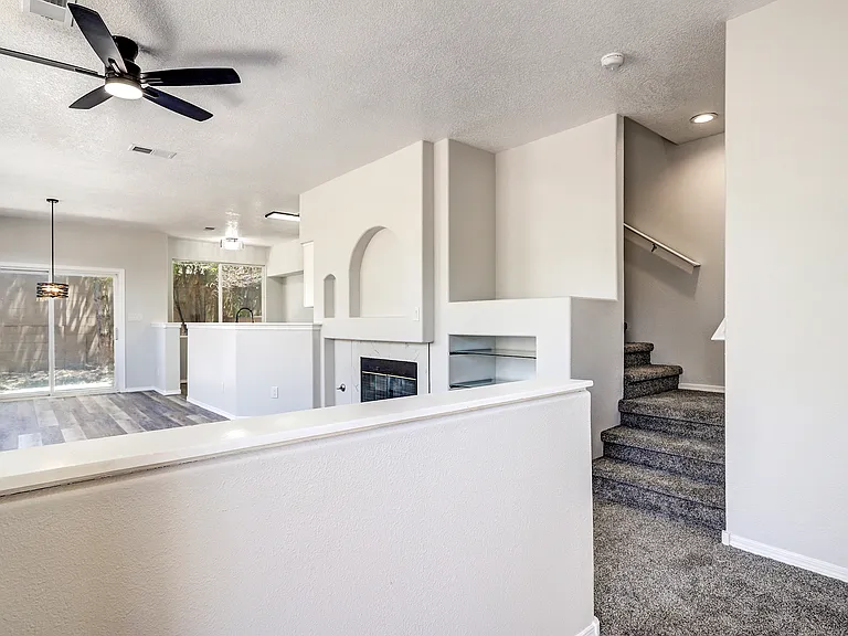 7817 Louisiana Blvd NE #103 — Photo 10