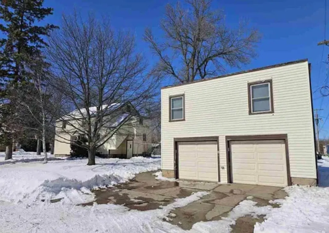 2 bed, 600 sqft, $1,100 — Photo 1