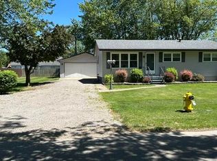 965 Mulhollen Dr, Monroe, MI 48161