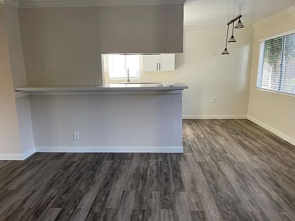5th image of 433 Tremont Ave APT 2