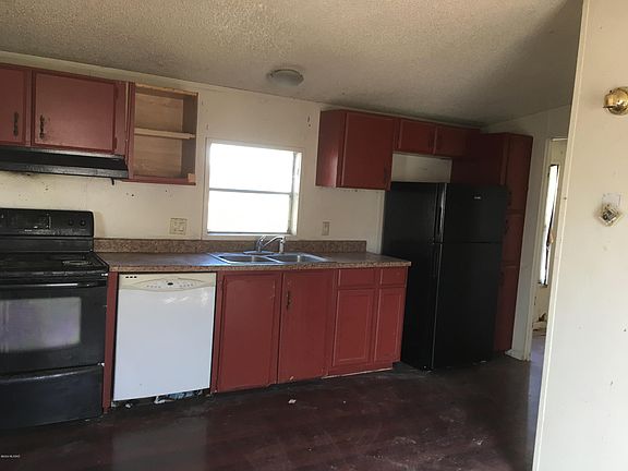 4th image of 4901 N Davis Ave #4