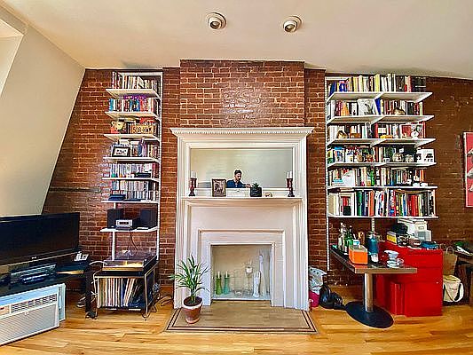 3rd image of 318 W 105th St #5C