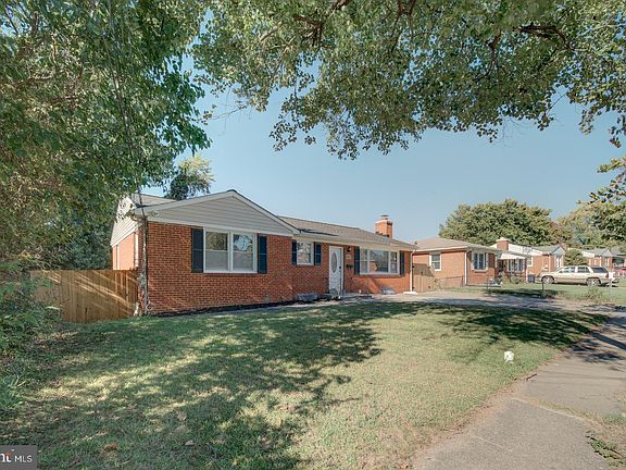 5th image of 2000 Gaither St