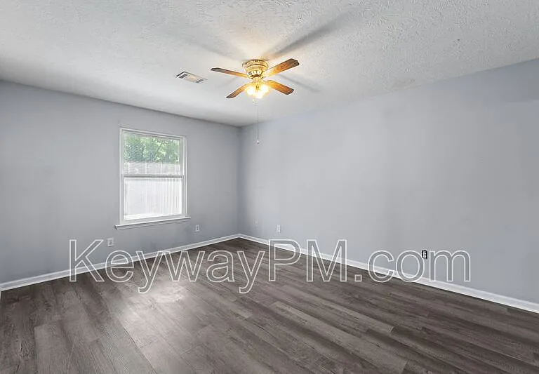 410 Tracewood Pl — Photo 8