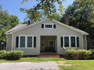 406 Park Ave #A, Florence, SC 29501