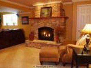 17224 Spates Hill Rd, Poolesville, MD 20837