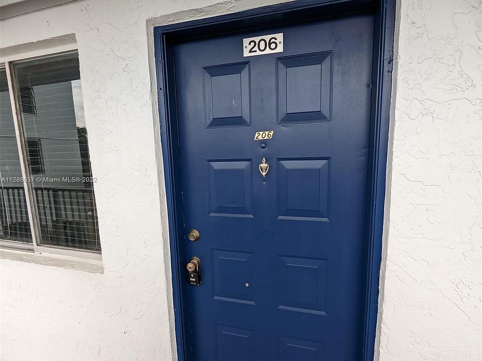 1st image of 8540 N Sherman Cir APT 206