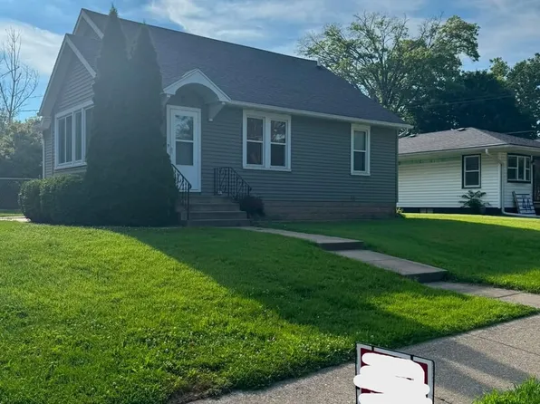708 Henry St, Peru, IL 61354