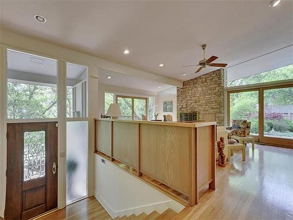 4th image of 4508 Crestway Dr